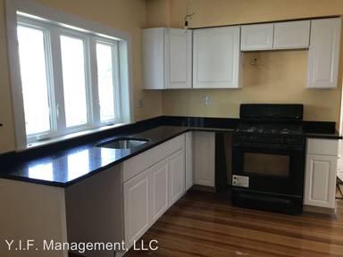 Main picture of 58 Waverly St