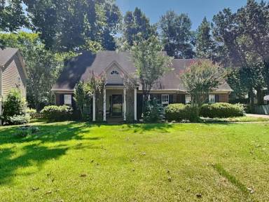 Main picture of 8233 Clinton Way Ln