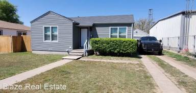 Main picture of 2604 S Pierce St
