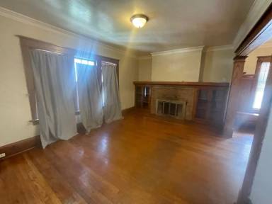 Main picture of 2945 N 36th St