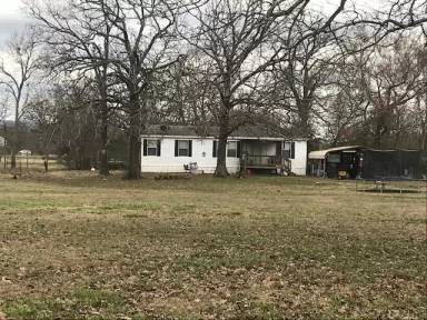 Main picture of 12061 Grim Ln