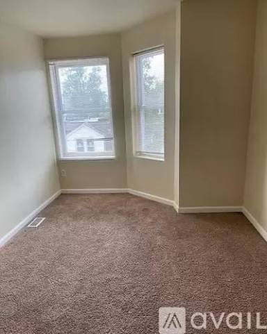 Main picture of 5829 Crittenden St