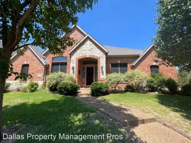 Main picture of 1201 Mandeville Dr