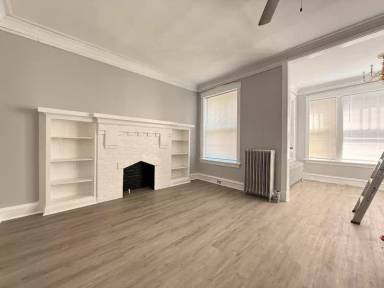 Main picture of 6808 S East End Ave