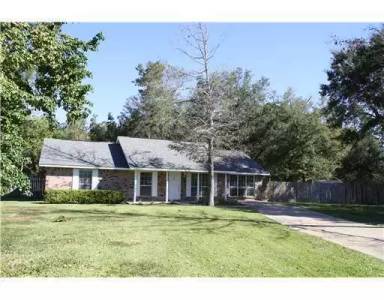 Main picture of 34 Pembrook Cir