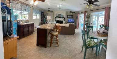 Main picture of 910 Lemon Rd