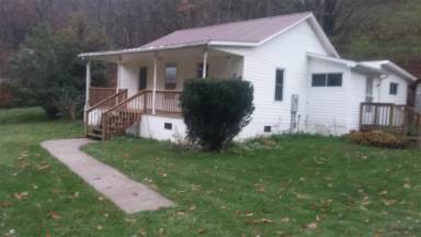 Main picture of 303 Sugar Tree Rd