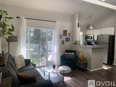 Main picture of 3018 S 1st St