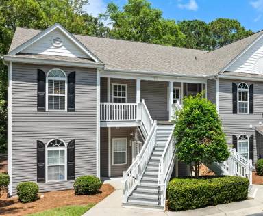 Main picture of 736 Algonquin Dr