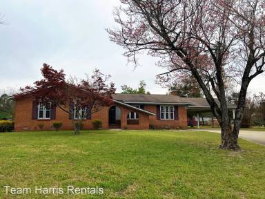 Main picture of 3218 Rouse Dr