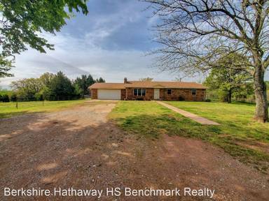 Main picture of 42835 Tucker Rd