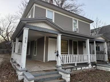 Main picture of 1827 N Park Pl