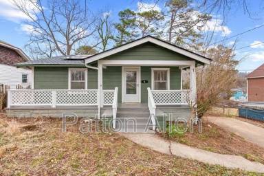 Main picture of 1 Grace Ave
