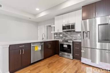 Main picture of 10 Taber St