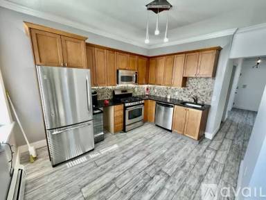 Main picture of 2614 Palisade Ave