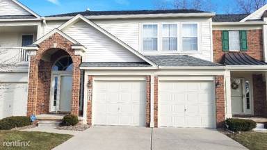 Main picture of 49015 Hawksburry Rd