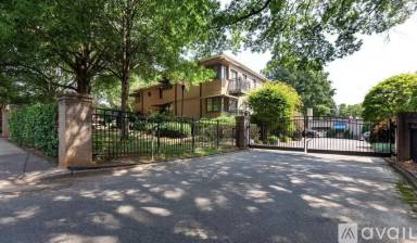 Main picture of 2427 Vail Ave
