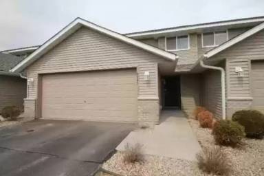 Main picture of 6960 91st St NE