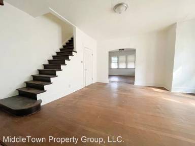 Main picture of 220 N 16th St
