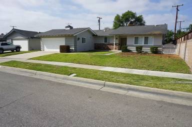 Main picture of 343 E Redwood Ave