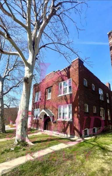 Main picture of 3641 Chippewa St