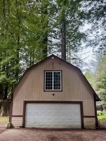 Main picture of 300 Creekside Ln