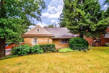 Main picture of 2444 Whipple Ave NW