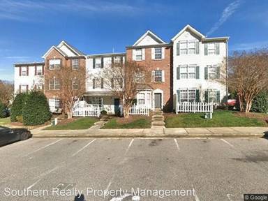 Main picture of 2611 Ivory Run Way