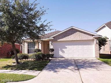 Main picture of 2015 Mickle Creek Dr