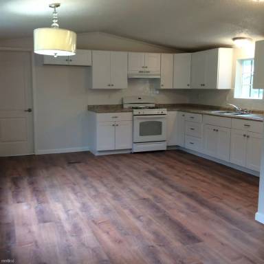 Main picture of 128 N Murray Rd