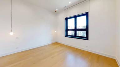 Main picture of 1524 W Chicago Ave