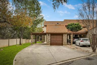 Main picture of 102 Caleta Bch