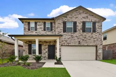 Main picture of 13530 Kinsman Rd