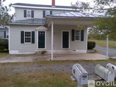 Main picture of 36 Zion Church Rd