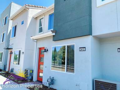 Main picture of 2412 Arena Blvd