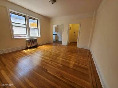 Main picture of 7754 Austin St