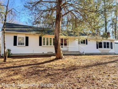 Main picture of 11803 Quaker Rd