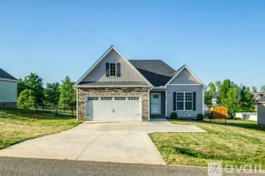 Main picture of 1252 Foster Rd