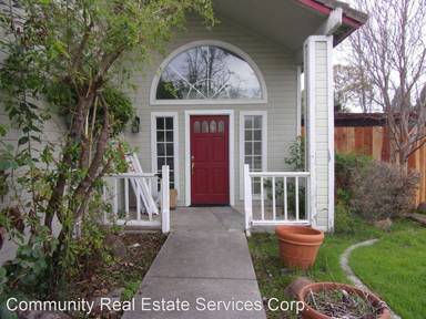 Main picture of 856 Thetford Pl