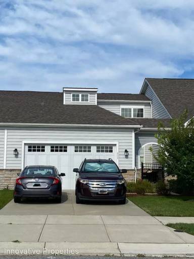 Main picture of 809 Moorings Cir