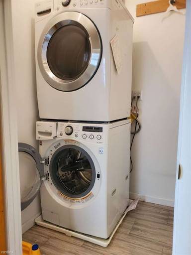 Main picture of 2361 E 21st St