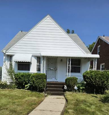 Main picture of 2580 Sturtevant St