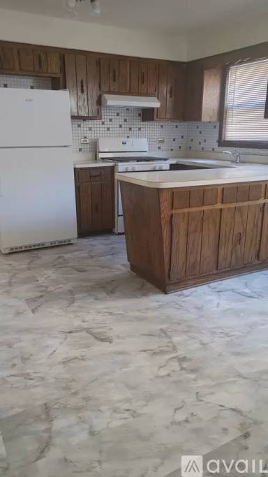 Main picture of 7035 Parrish Ave