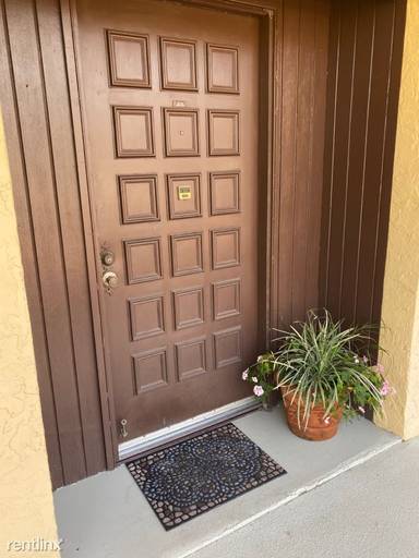 Main picture of 8699 Bardmoor Blvd
