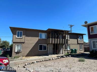 Main picture of 690 Denslowe Dr