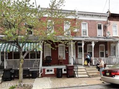 Main picture of 1817 W 3rd St