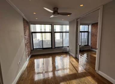 Main picture of 151 Rivington St