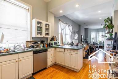 Main picture of 1759 W Superior St