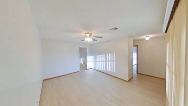 Main picture of 6823 NW Willow Creek Dr