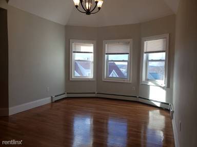 Main picture of 438 Medford St